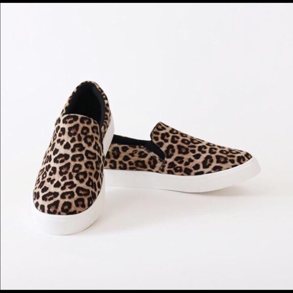 Cheetah slip on shoes 🥿